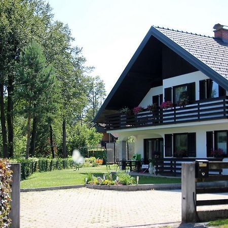 Lake House Apartment Medvode Luaran gambar