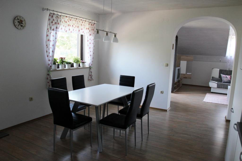 Lake House Apartment Medvode Luaran gambar
