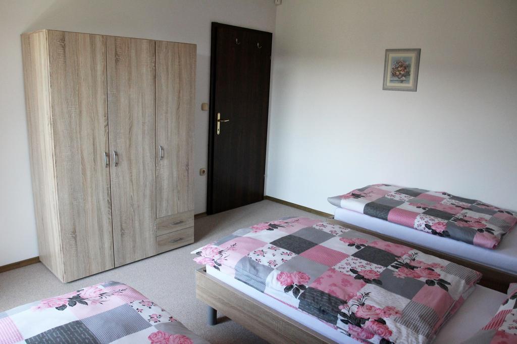 Lake House Apartment Medvode Luaran gambar